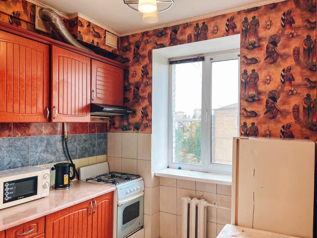 Apartment Near Metro Station Darnitsa Kiew Exterior foto